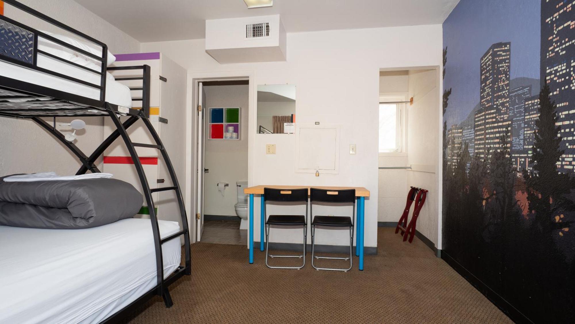 Rad Hostal
