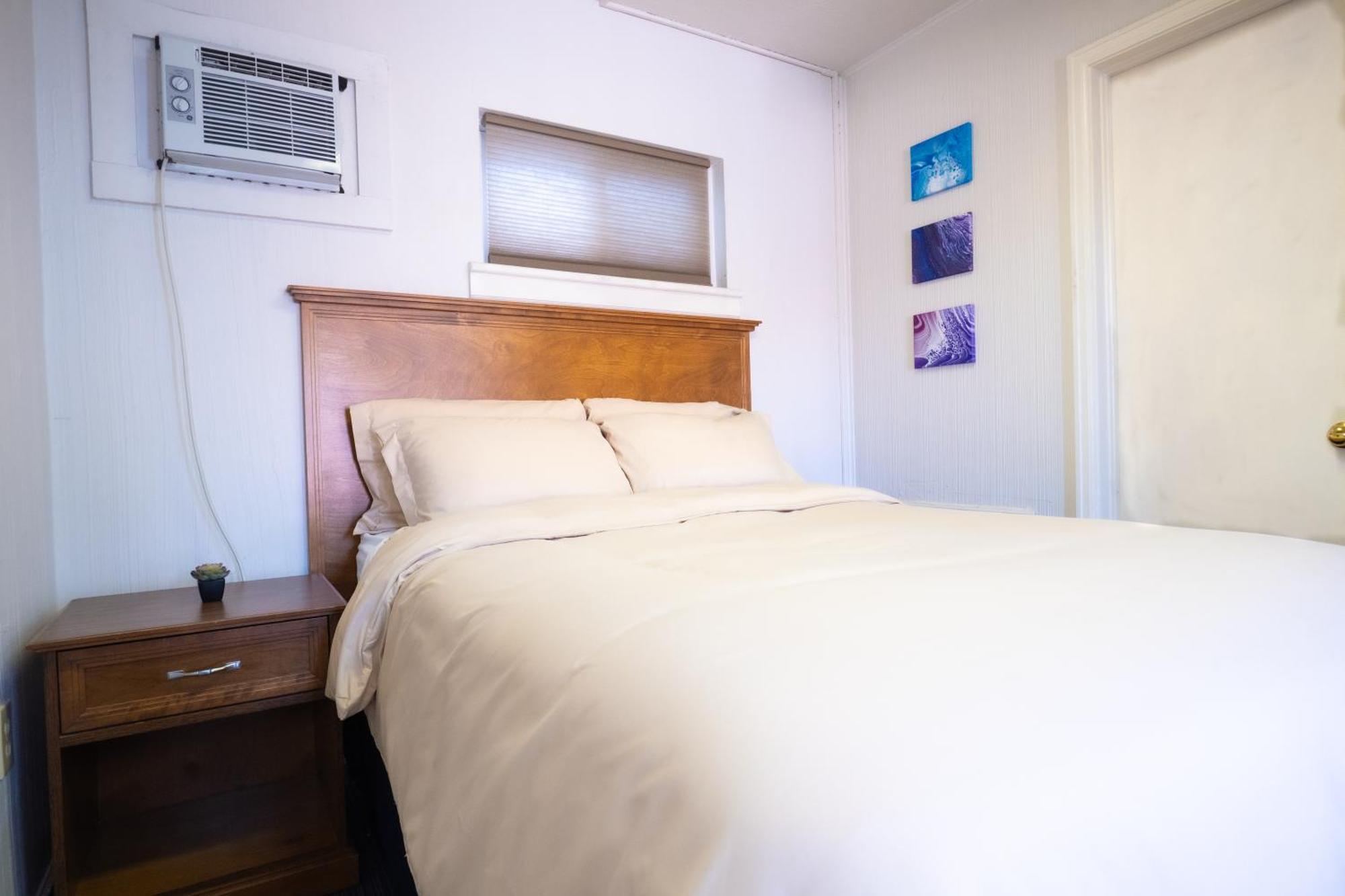Rad Hostal *