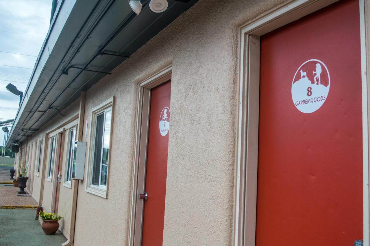 Colorado Adventure Hostel
